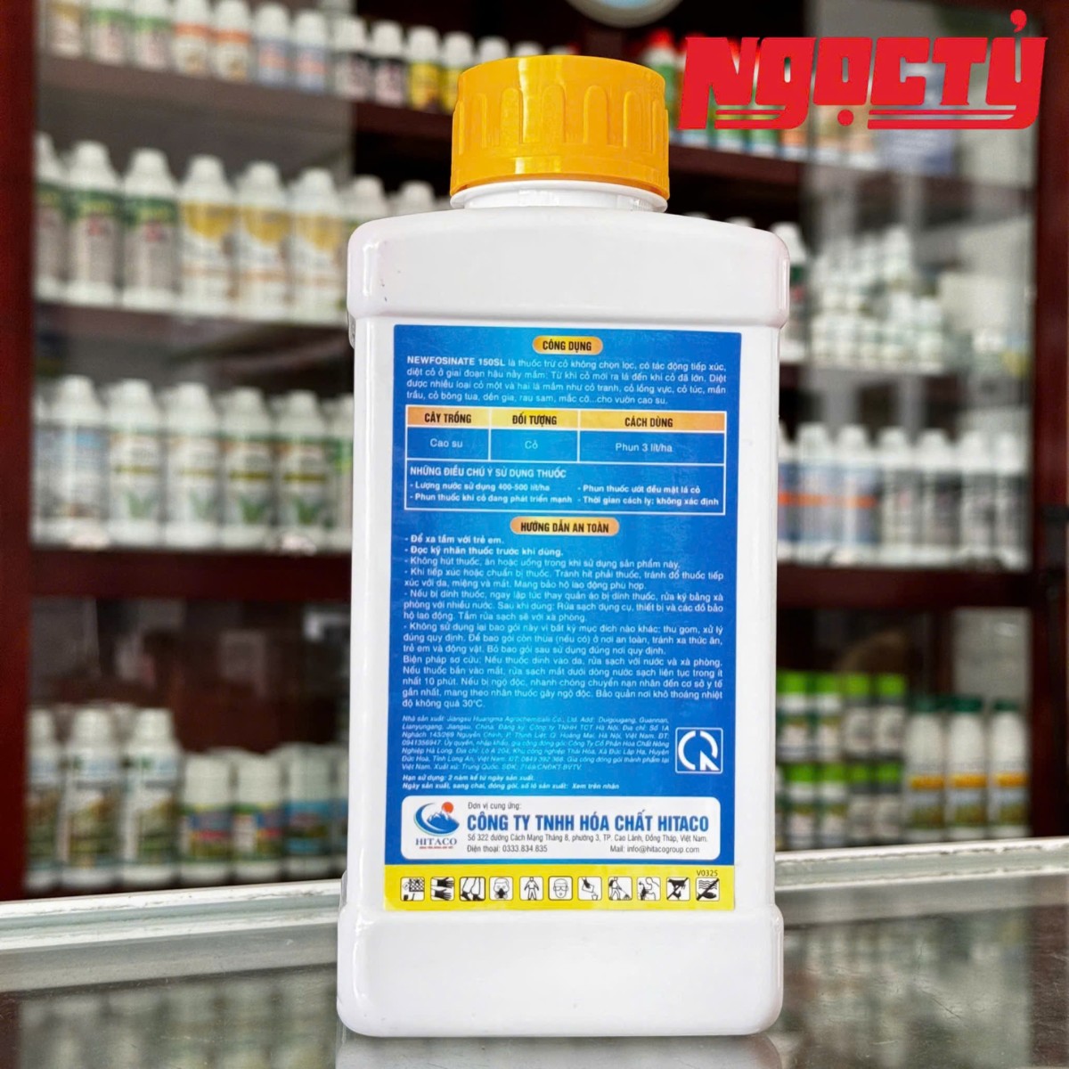 Cỏ Q12 dung tích 900ml