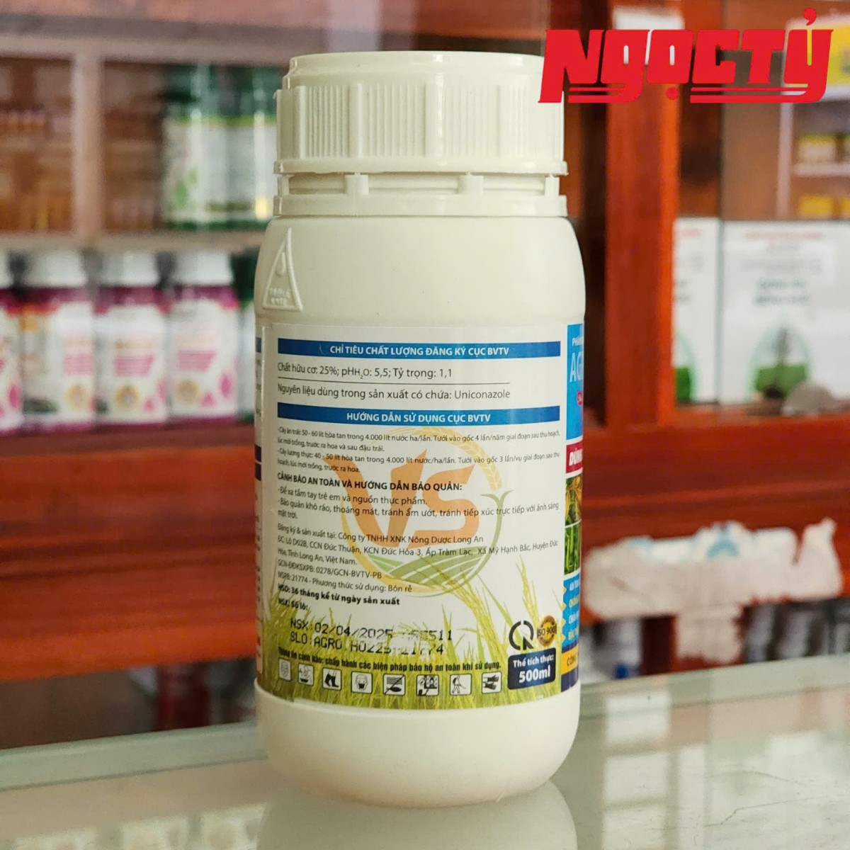 Cứng Cây D4 Cải Tiến của Việt Sang dung tích 500ml