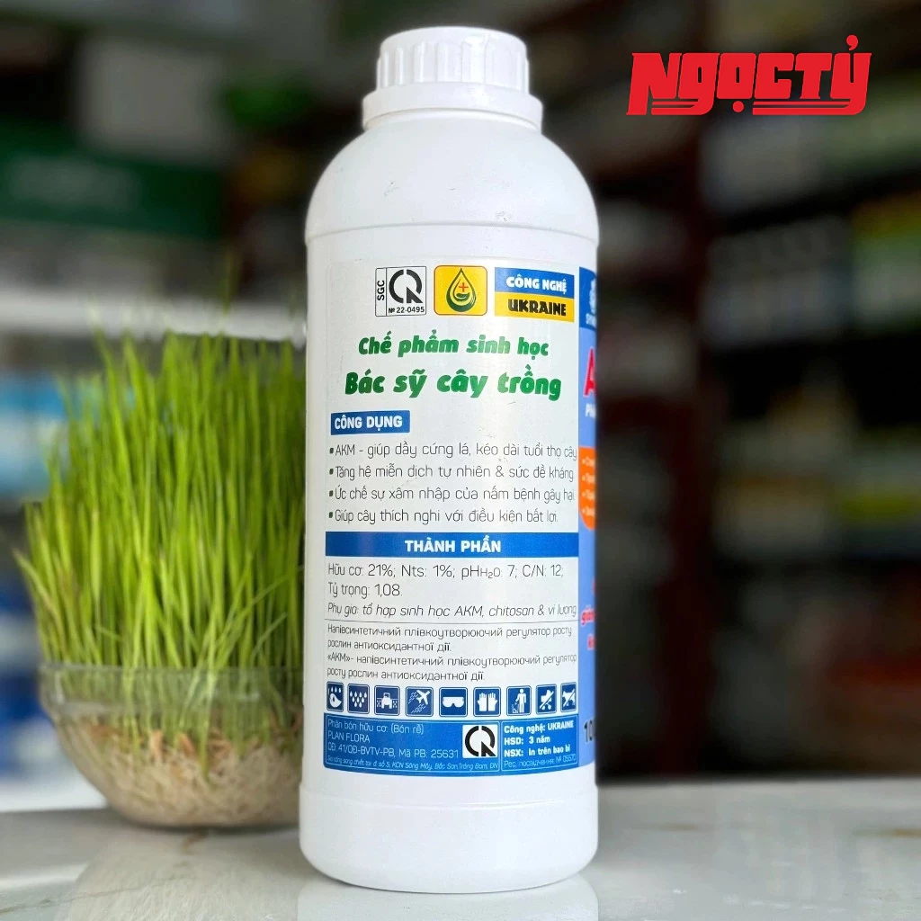 AKM của SYMBIO chai 1 lít, giúp ức chế nấm bệnh, dày lá